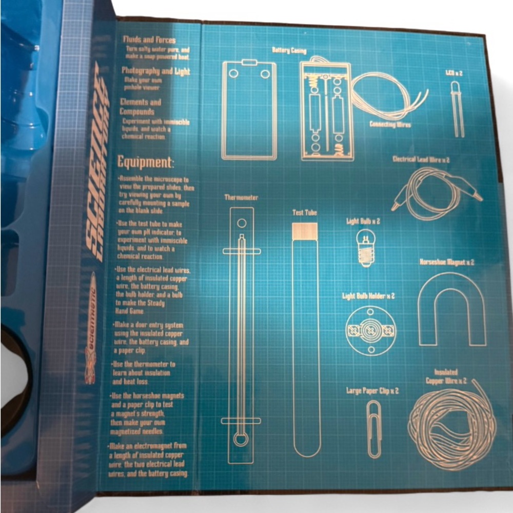 Scientastic Science Laboratory Microscope Kit - Picture 6 of 11